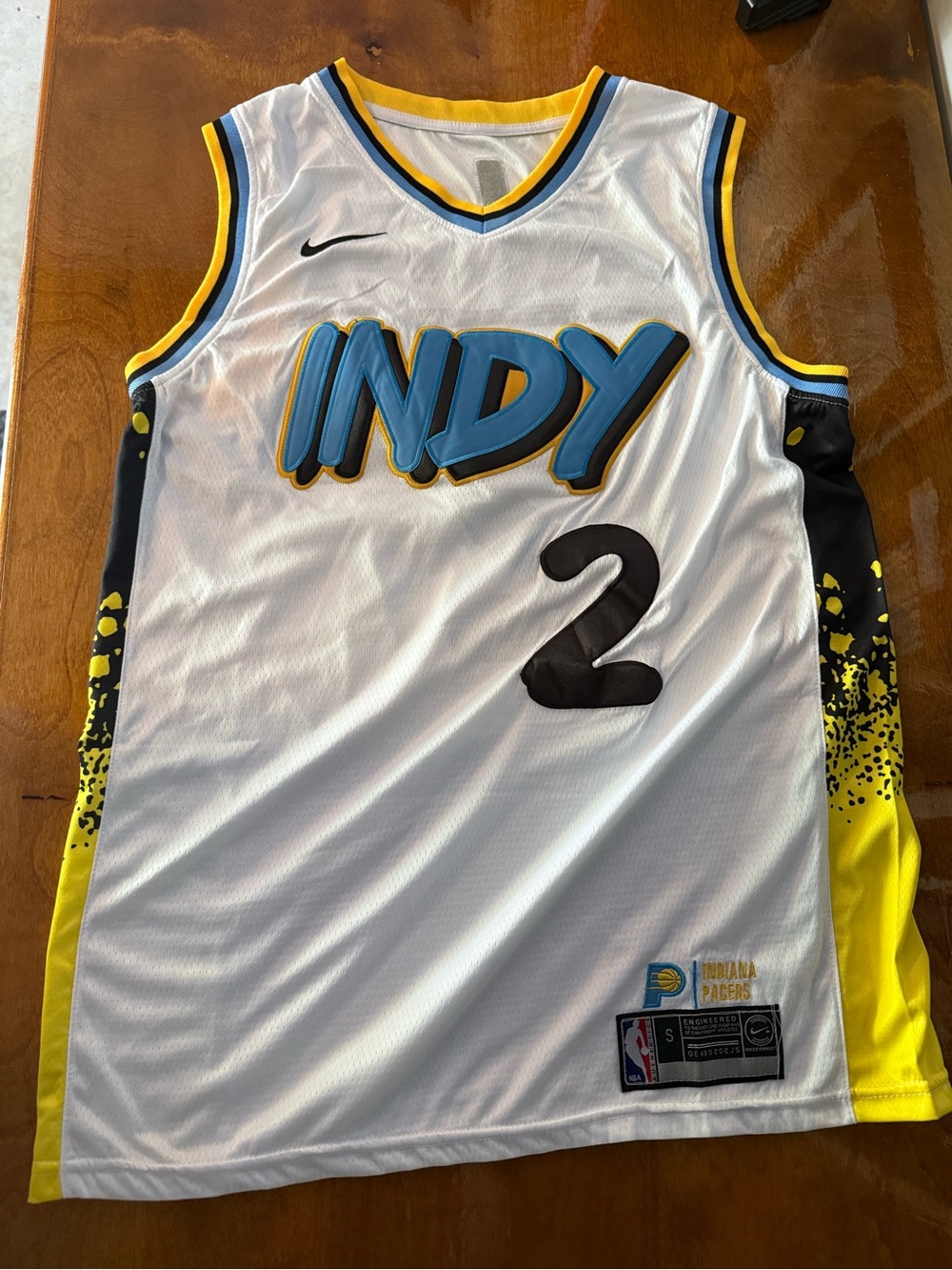Andrew Nembhard Indiana Pacers Jersey mislabeled - fits like a Large see picture